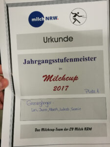 Urkunde für den Jahrgangsstufenmeister im Milchcup 2017, Platz 1.